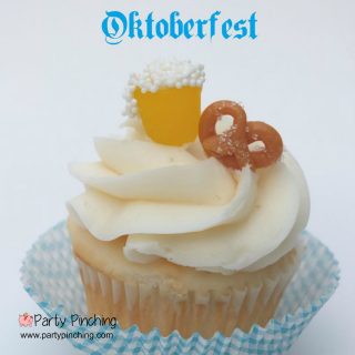Oktoberfest party,. easy to make Oktoberfest cupcake, Oktoberfest dessert, beer cupcake, pretzel cupcake, oktoberfest party berfest party ideas, Oktoberfest beer and pretzel cupcake, cute food, fun food, mug of beer candy, caramel pretzel