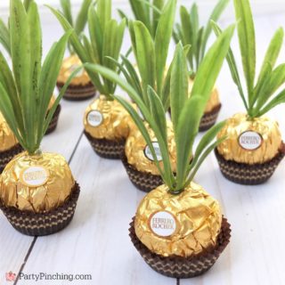 Ferrero Rocher pineapples, cute pineapple candy, pineapple party favor, Hawaiian beach pineapple luau theme party ideas, DIY pineapple candy favor