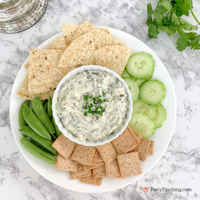 Best Spinach Dip, easy best Knorr Spinach dip recipe, Knorr Vegetable mix, super easy appetizer ideas, best easy appetizer game day holiday party appetizer recipes ideas, crowd pleaser appetizers, easy appetizers, game day snacks, super bowl snack food appetizers