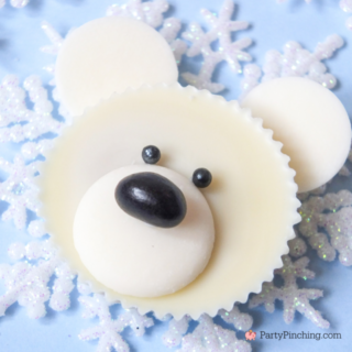 polar bear peanut butter cups, easy polar bear treat dessert recipe ideas, white chocolate Reese's peanut butter cups, cute polar bear peanut butter cups, easy fun polar bear peanut butter cups treats dessert, winter snow Christmas fun food ideas for kids